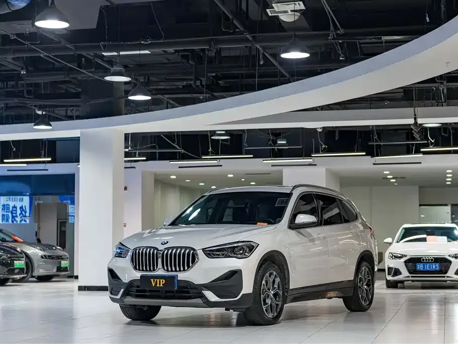 BMW X1 2021 из CN, фото 1