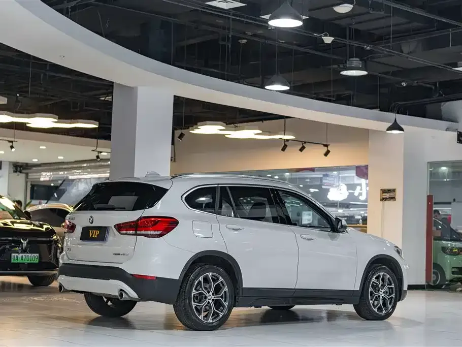 BMW X1 2021 из CN, фото 3