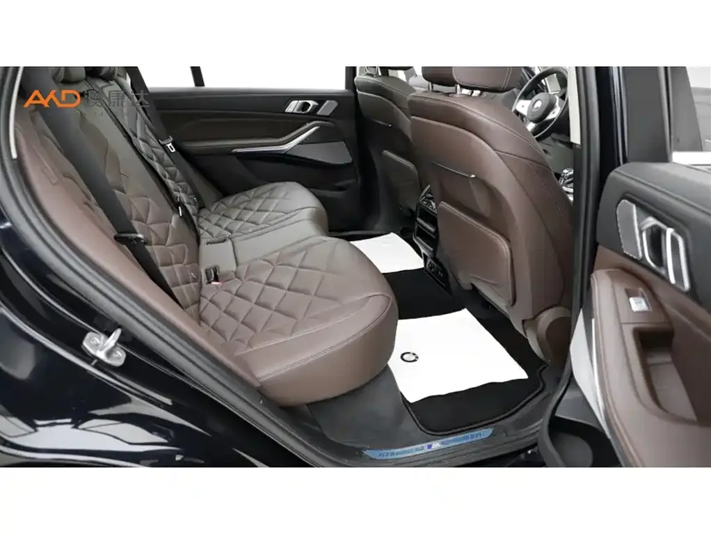 BMW X5 — фото 8