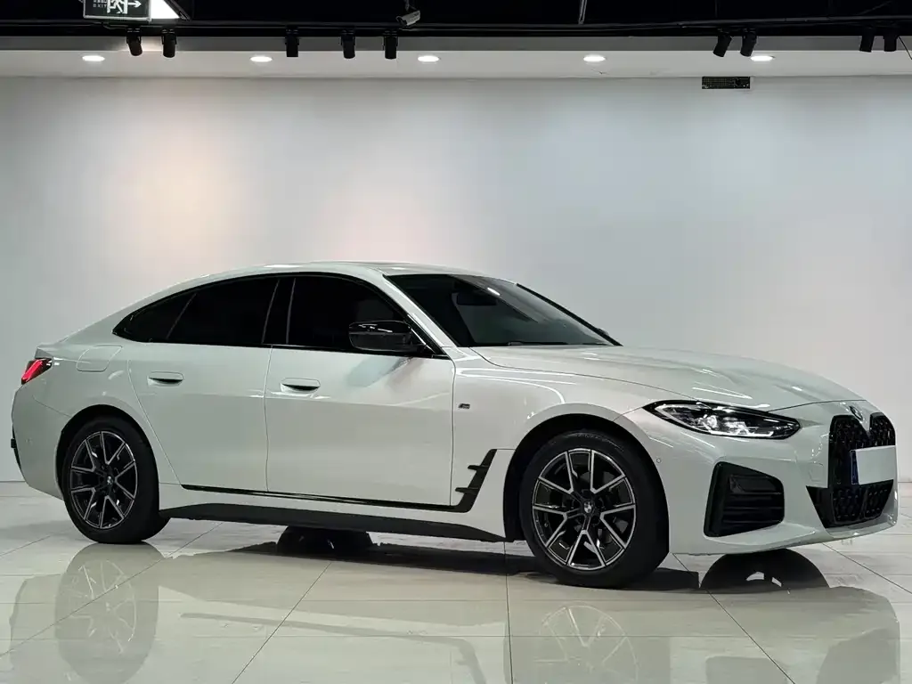 BMW 4 Series 2024 из CN, фото 1