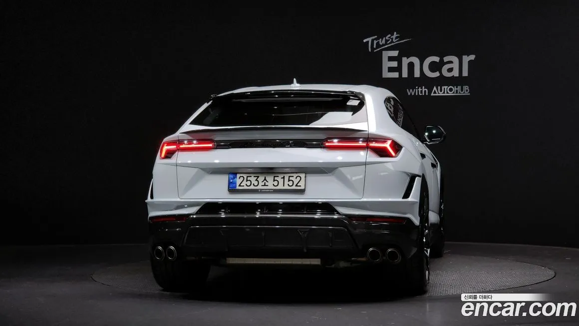 Lamborghini Urus 2023 из KR, фото 4