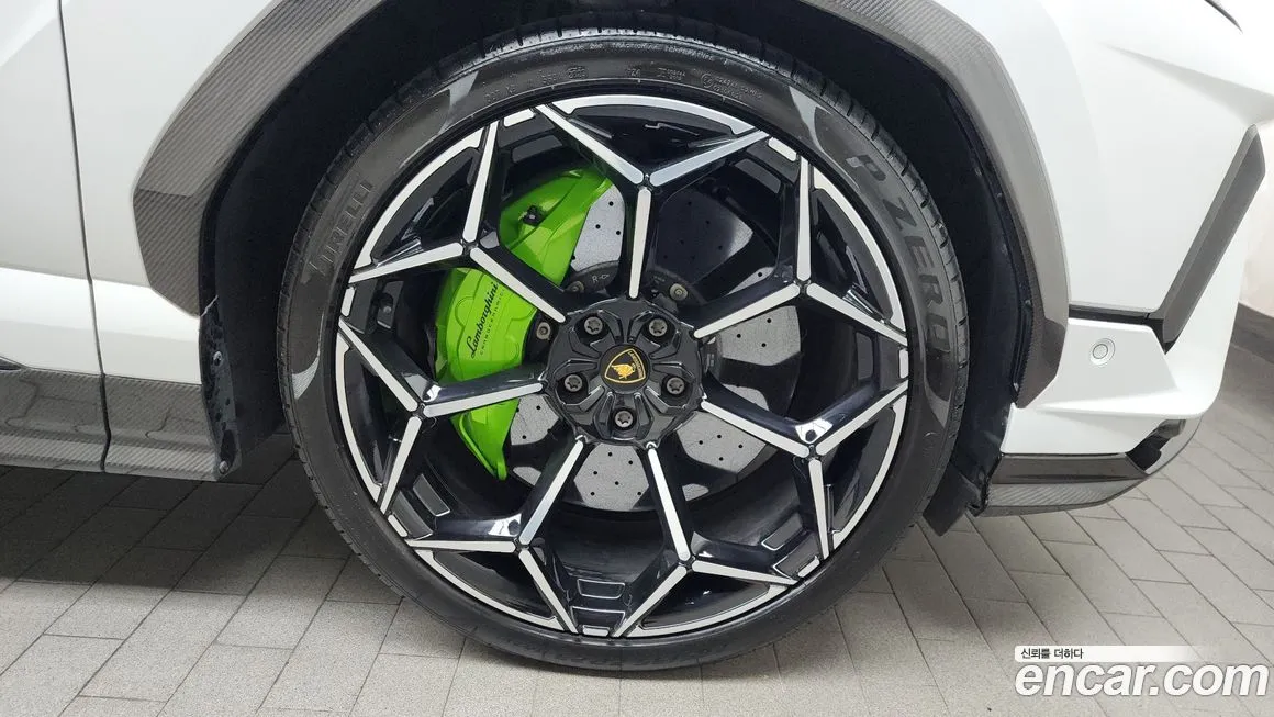 Lamborghini Urus 2023 из KR, фото 5