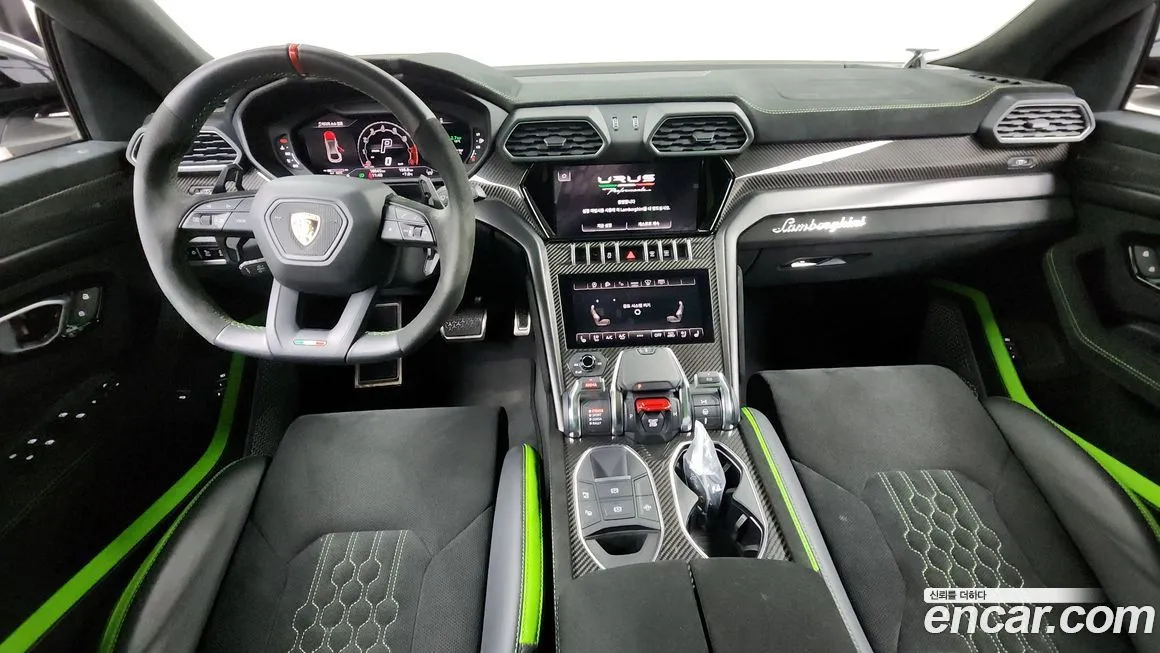 Lamborghini Urus 2023 из KR, фото 7