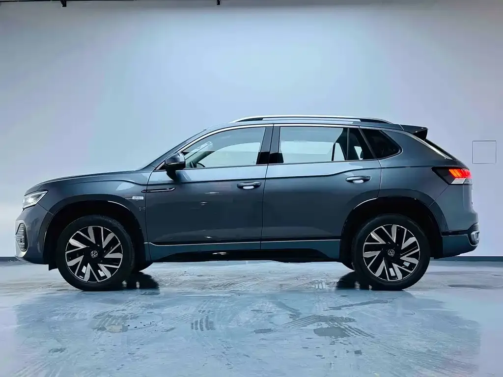 Volkswagen Tayron 2023 из CN, фото 3