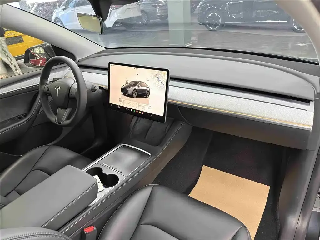 Tesla Model Y 2024 из CN, фото 10