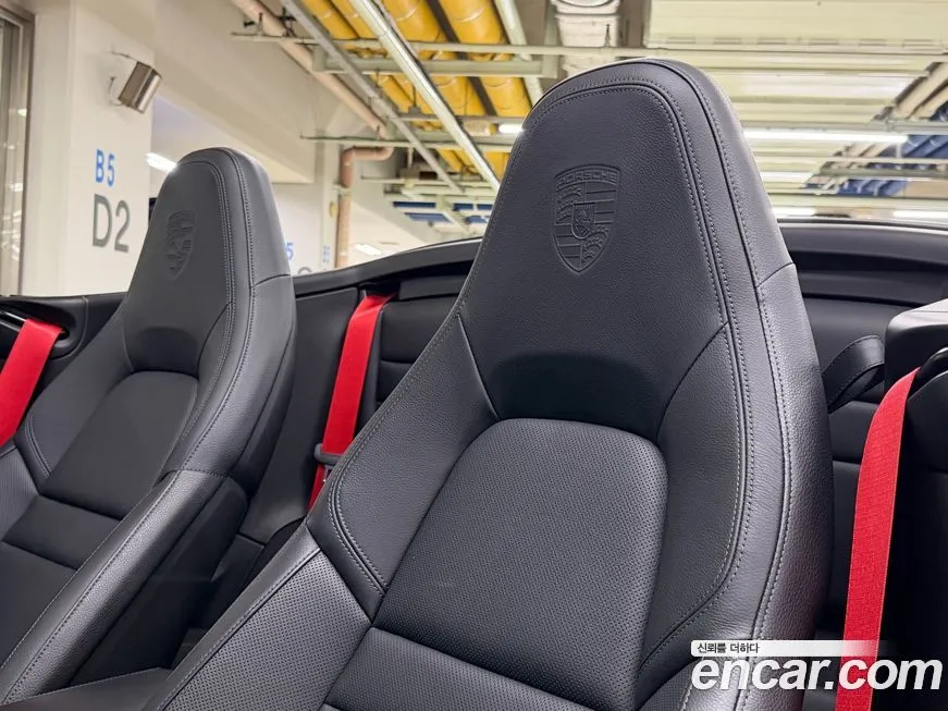 Porsche 911 2021 из KR, фото 7