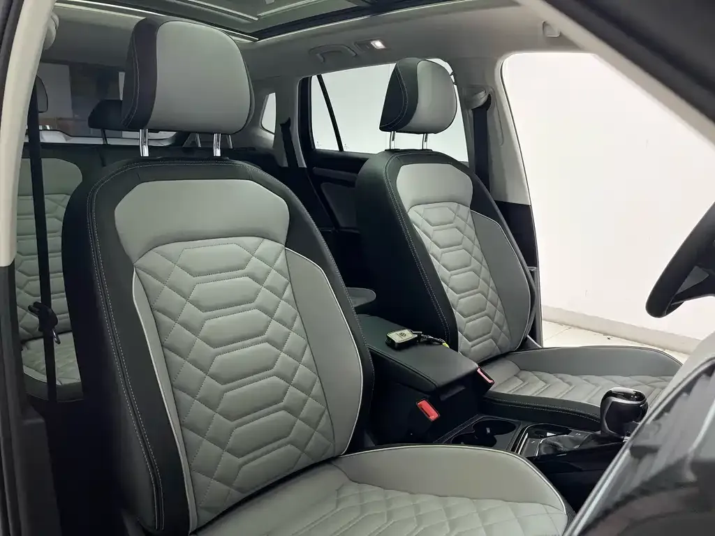 Volkswagen Tayron 2025 из CN, фото 10