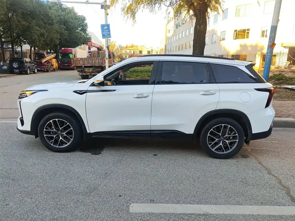 Changan CS75PLUS 2022 из CN, фото 5