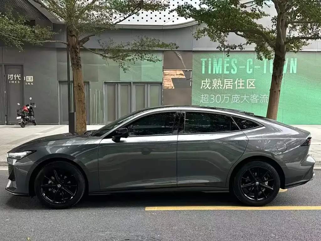 Changan UNI-V 2023 из CN, фото 3