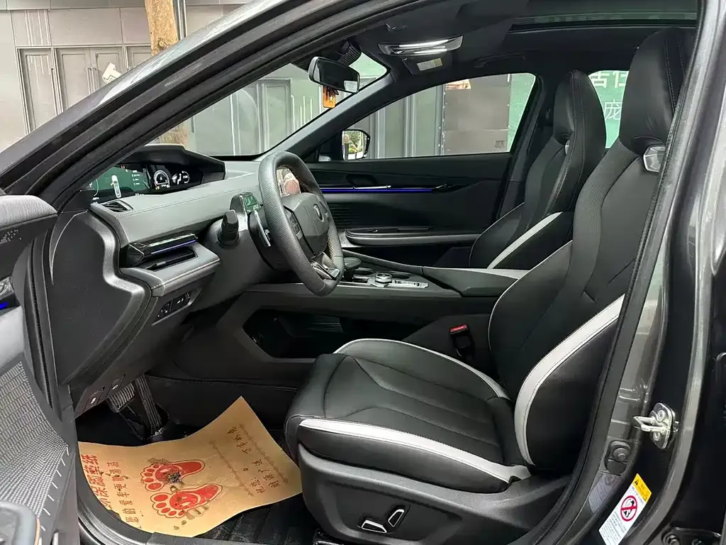 Changan UNI-V 2023 из CN, фото 5