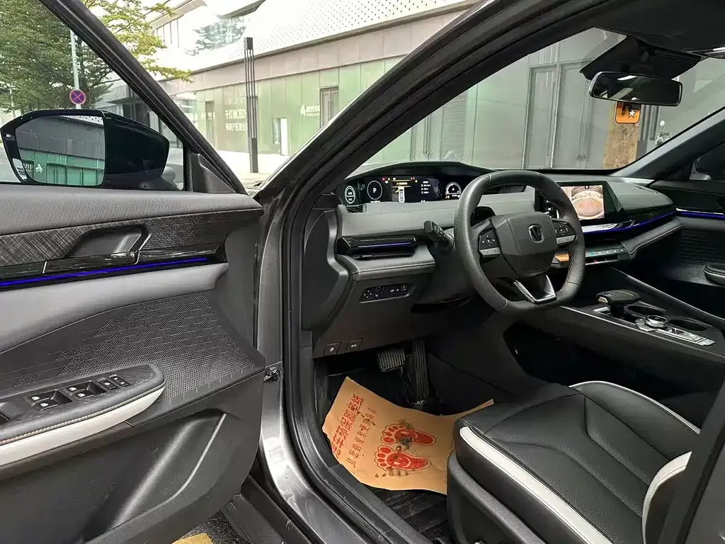 Changan UNI-V 2023 из CN, фото 6