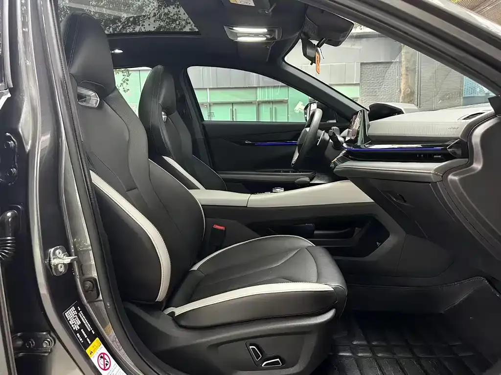 Changan UNI-V 2023 из CN, фото 9