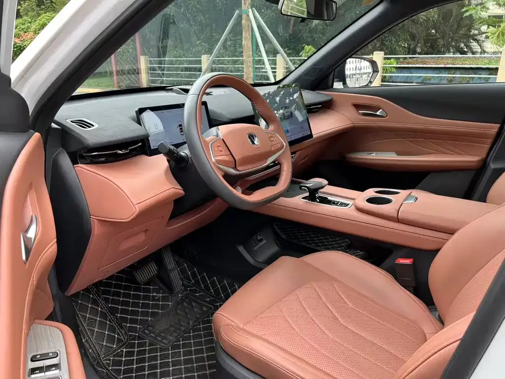 Changan UNI-Z New Energy 2024 из CN, фото 9