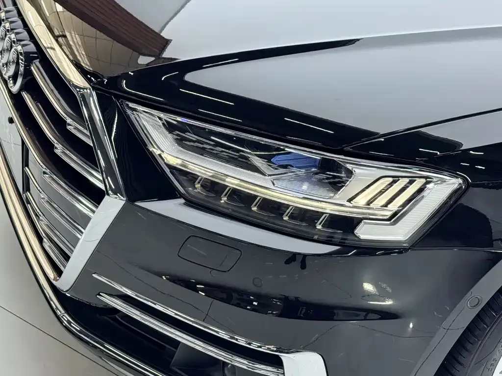 Audi A8 2021 из CN, фото 3