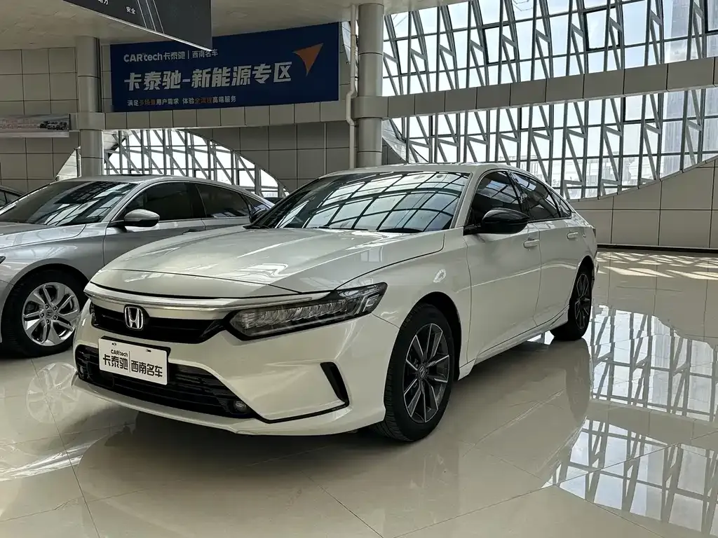 Honda Inspire 2023 из CN, фото 1