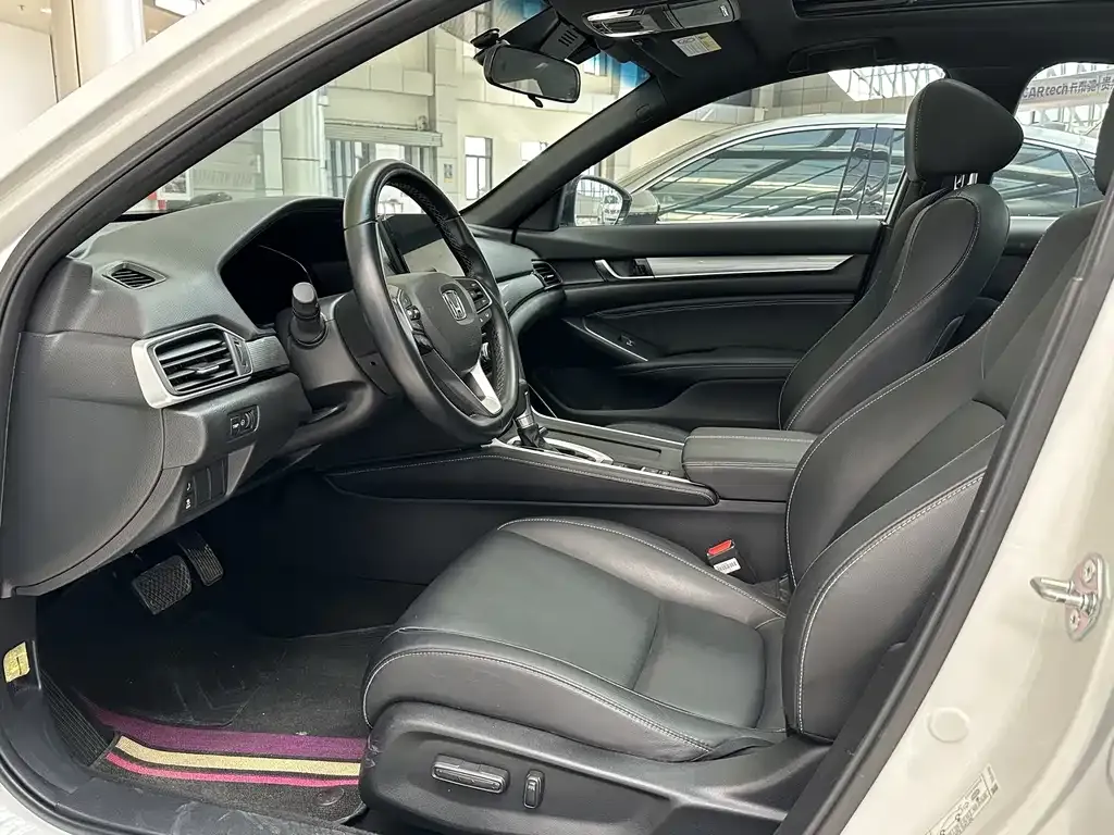 Honda Inspire 2023 из CN, фото 3