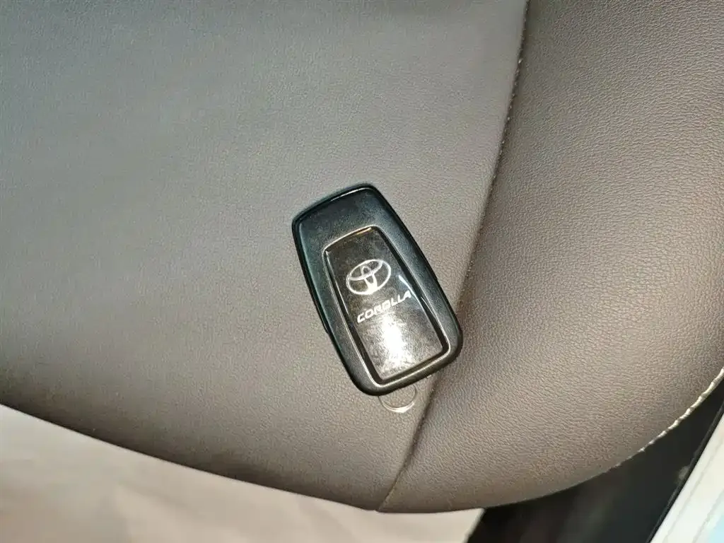 Toyota Corolla 2022 из CN, фото 9
