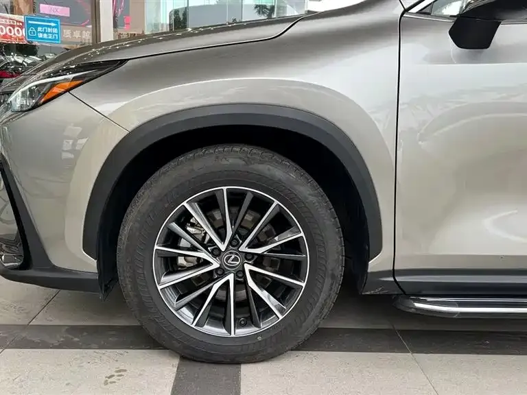 Lexus NX 2025 из CN, фото 9