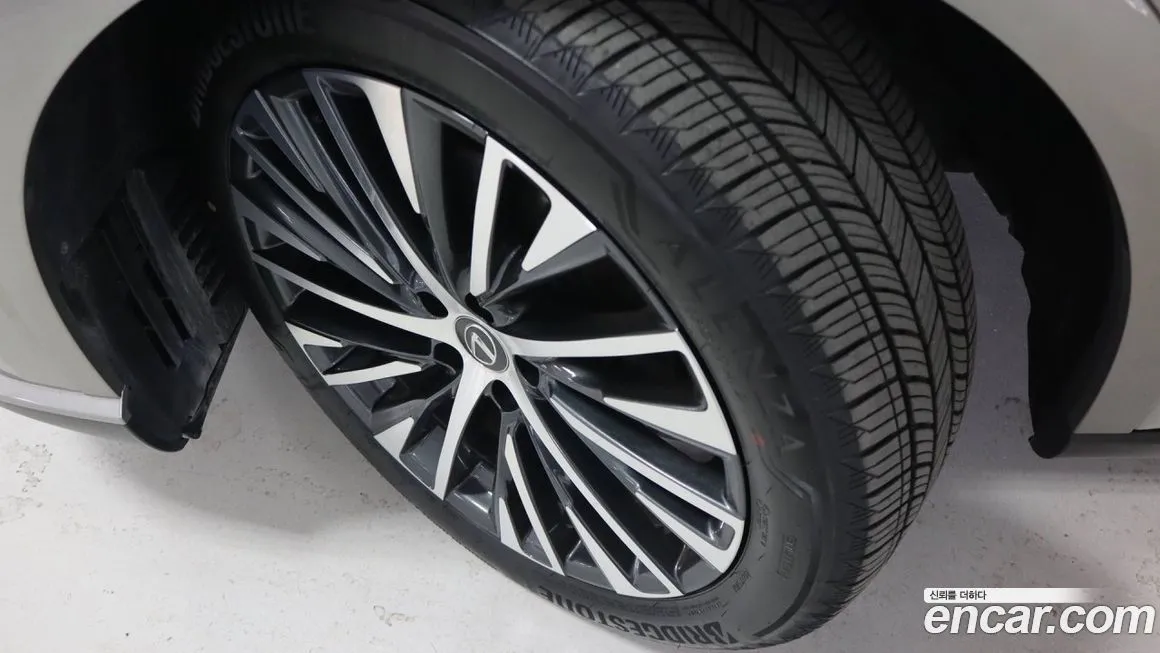Lexus RX 2024 из KR, фото 5