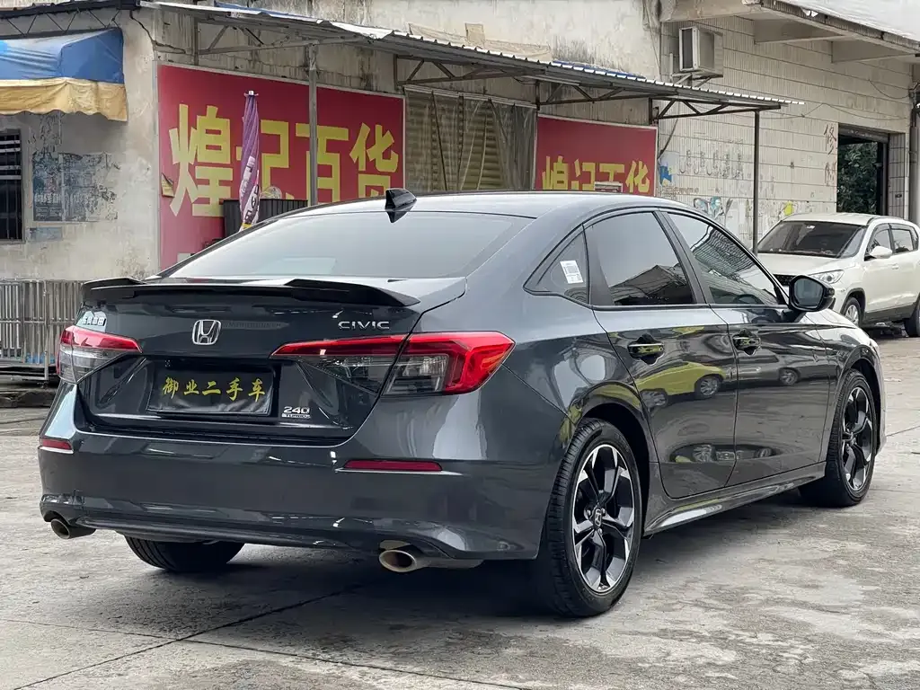 Honda Civic — фото 9