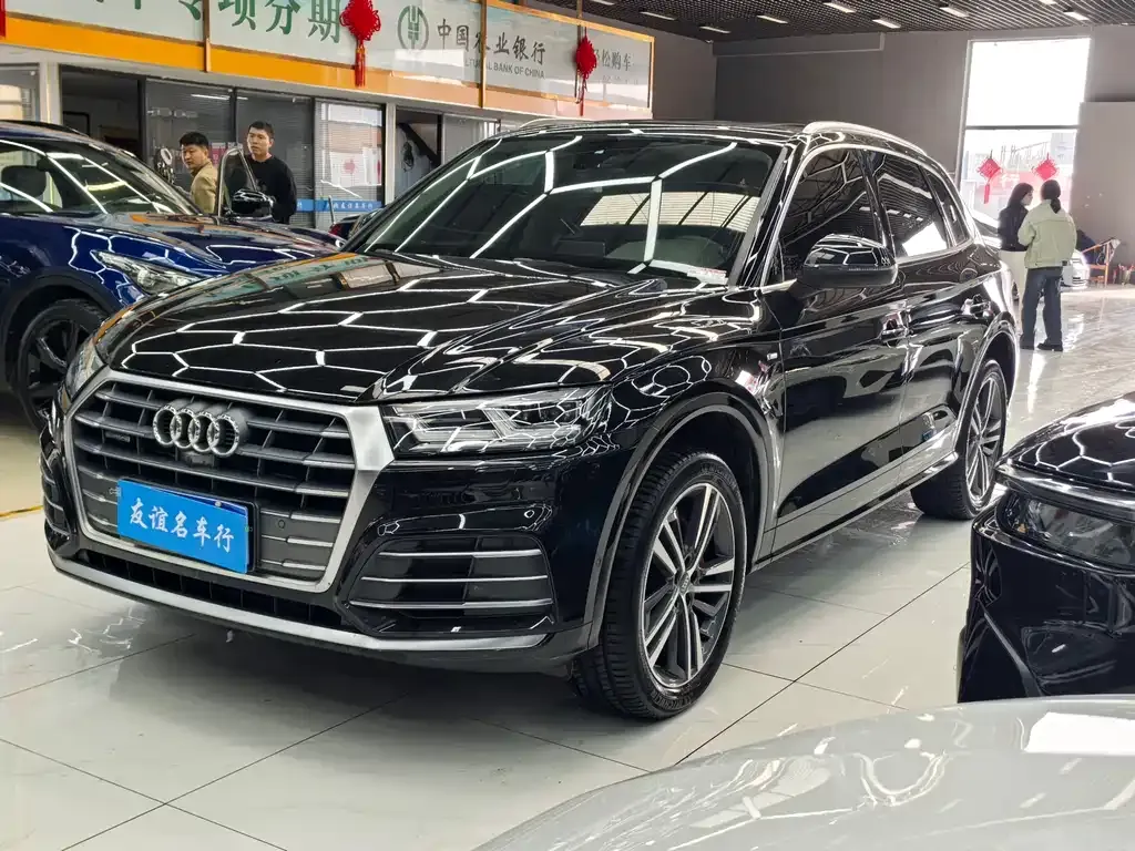Audi Q5L 2021 из CN, фото 3