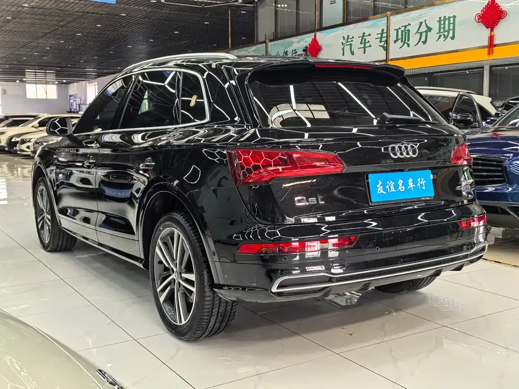 Audi Q5L 2021 из CN, фото 4