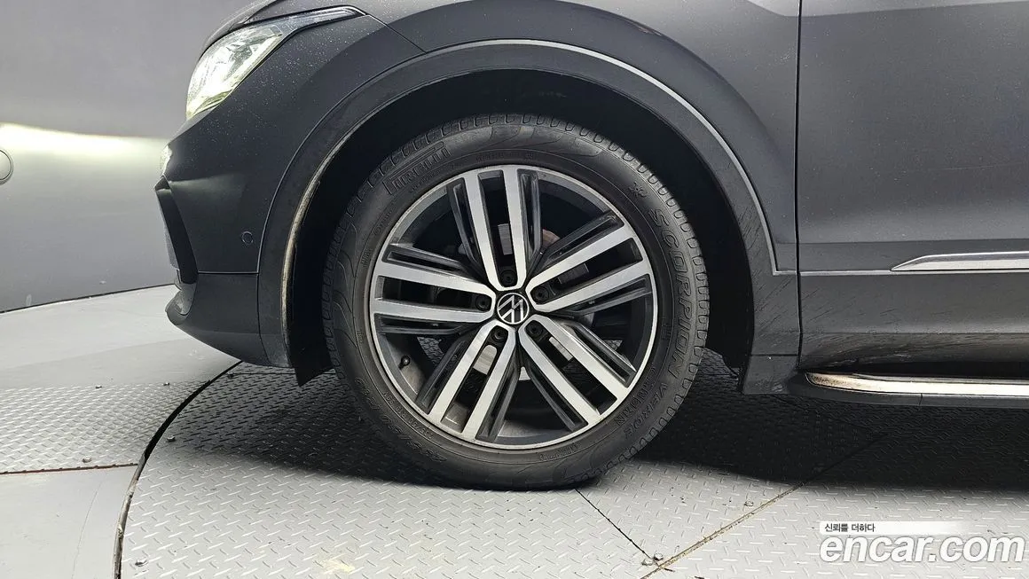 Volkswagen Tiguan 2021 из KR, фото 5