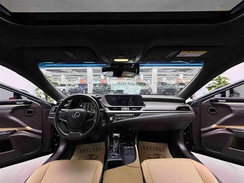 Lexus ES 2021 из CN, фото 7