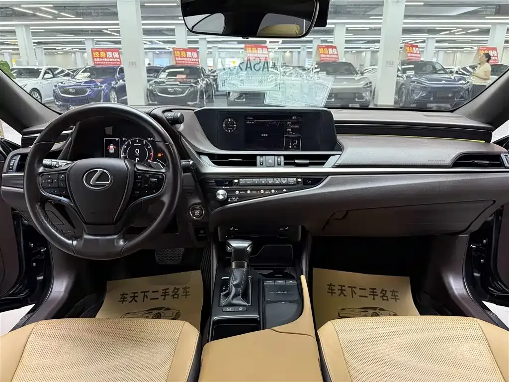 Lexus ES 2021 из CN, фото 8