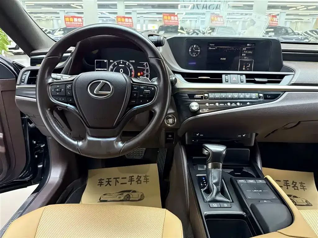 Lexus ES 2021 из CN, фото 9