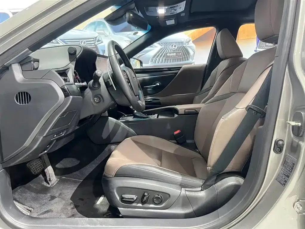 Lexus ES 2024 из CN, фото 4