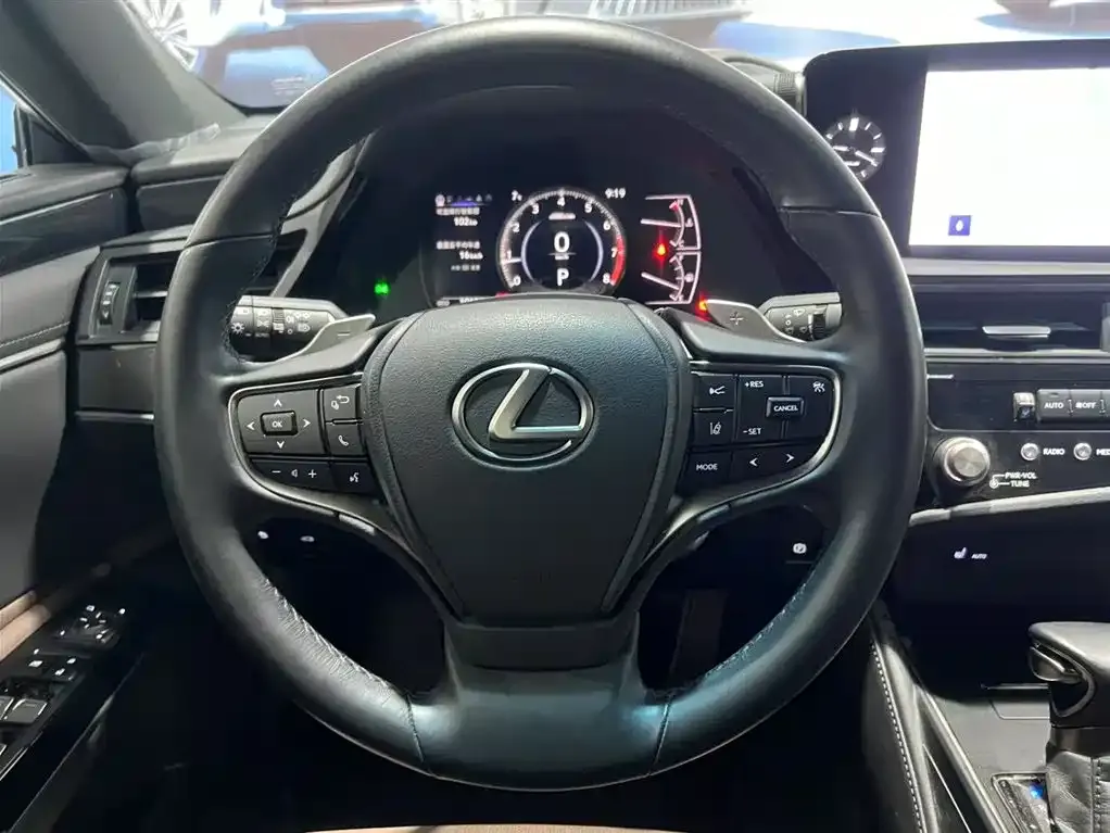 Lexus ES 2024 из CN, фото 8