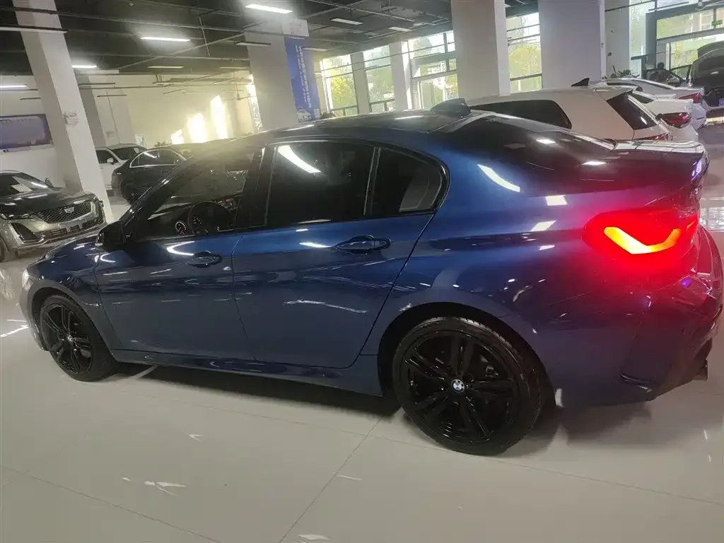 BMW 1 Series 2023 из CN, фото 5