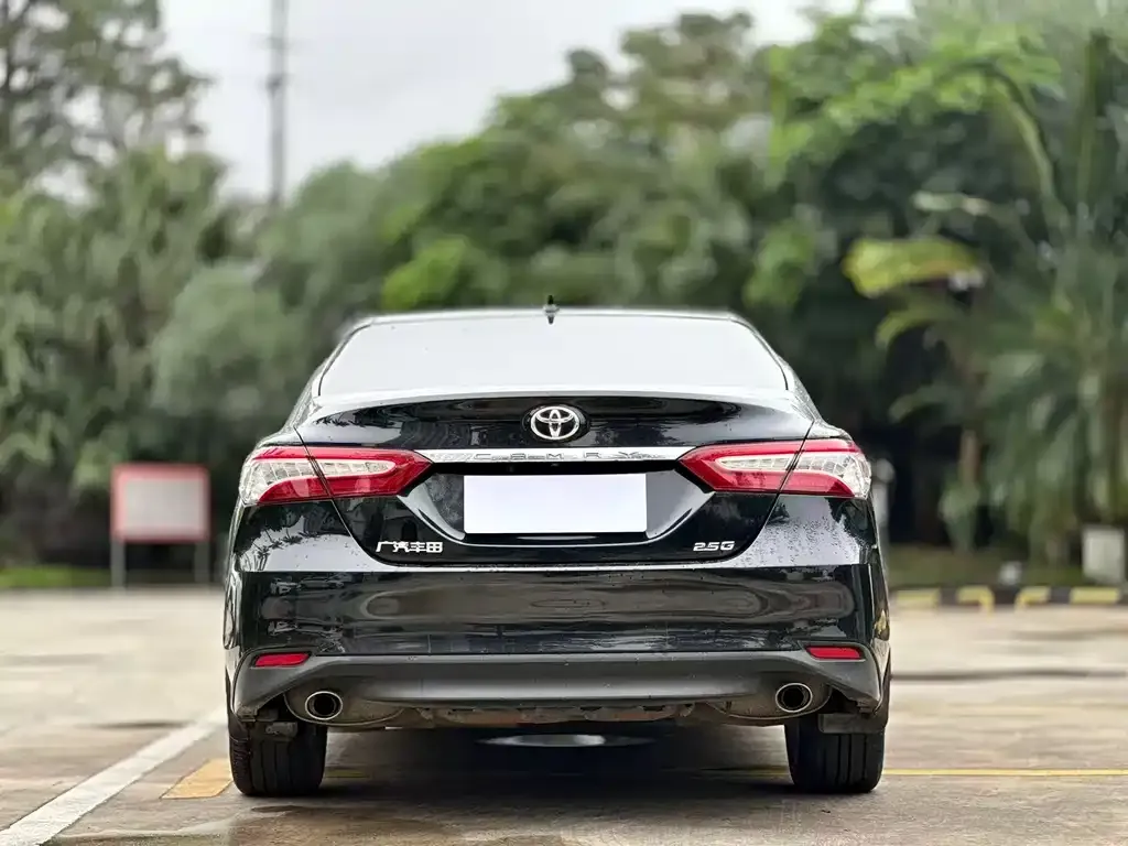 Toyota Camry 2022 из CN, фото 8