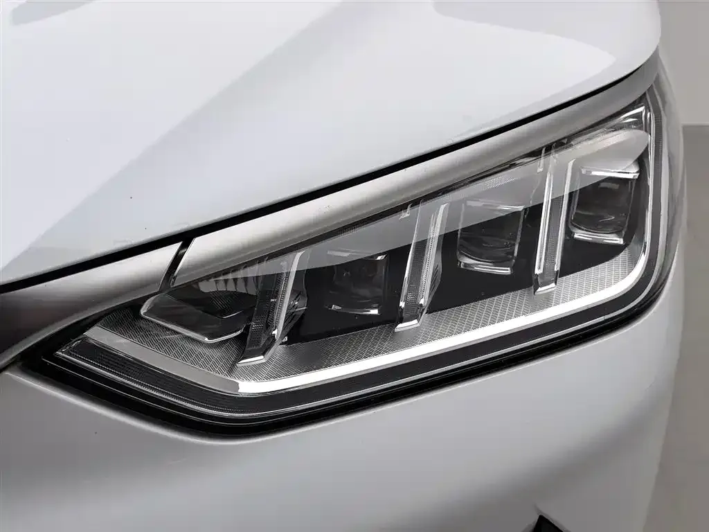 BYD PLUS New Energy — фото 7