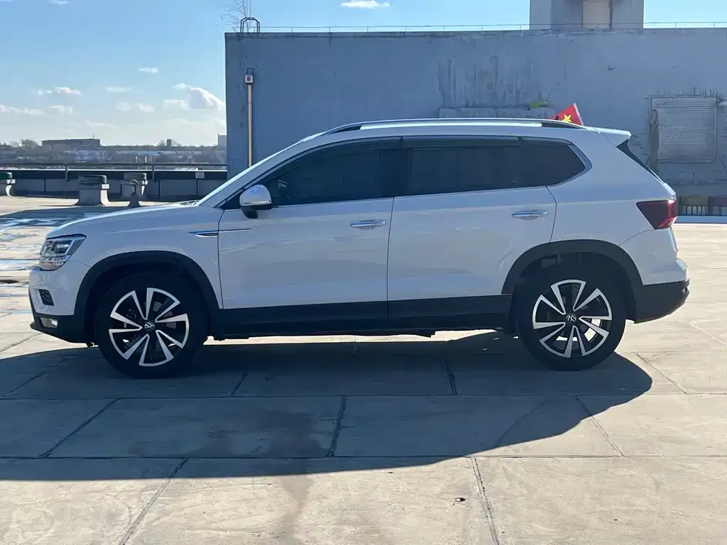 Volkswagen Tharu 2021 из CN, фото 2