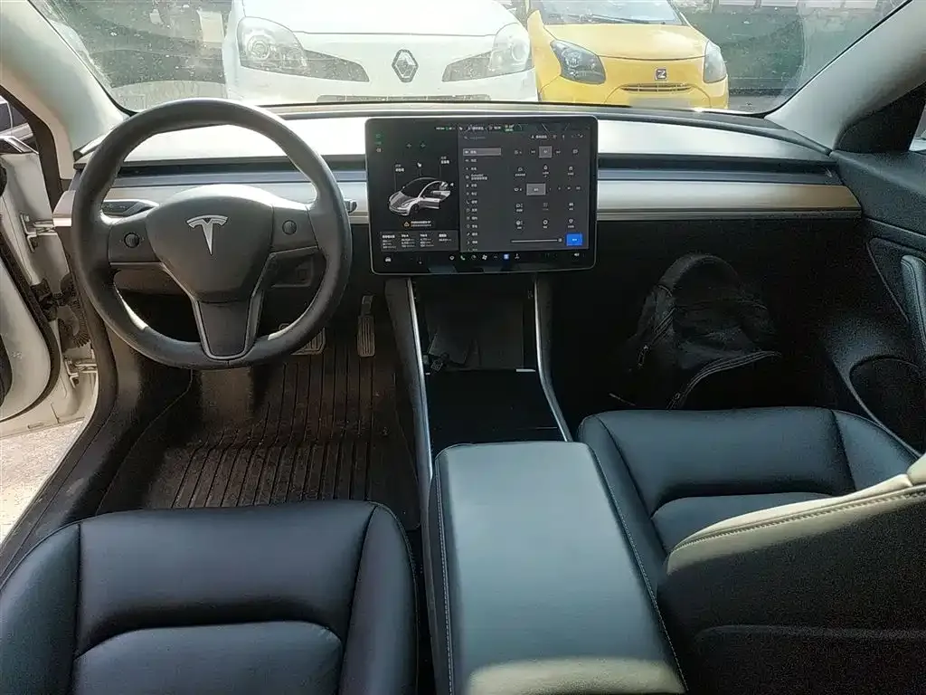 Tesla Model 3 2021 из CN, фото 10