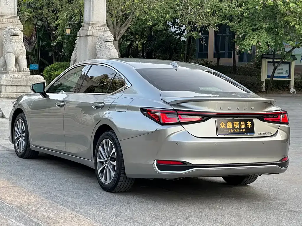Lexus ES 2025 из CN, фото 10