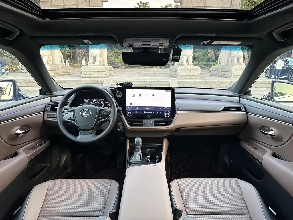 Lexus ES 2025 из CN, фото 4