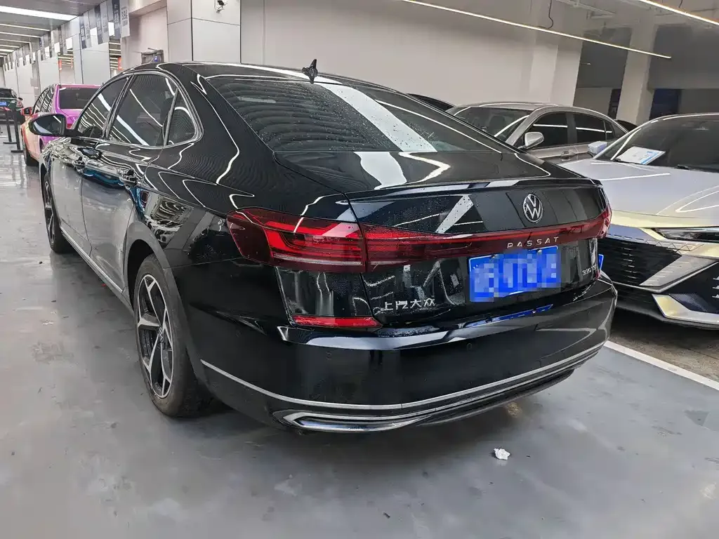 Volkswagen Passat 2022 из CN, фото 9