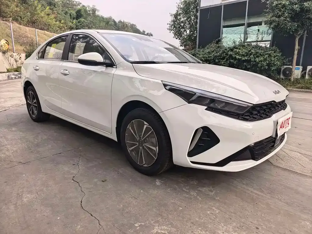 Kia K3 2025 из CN, фото 3