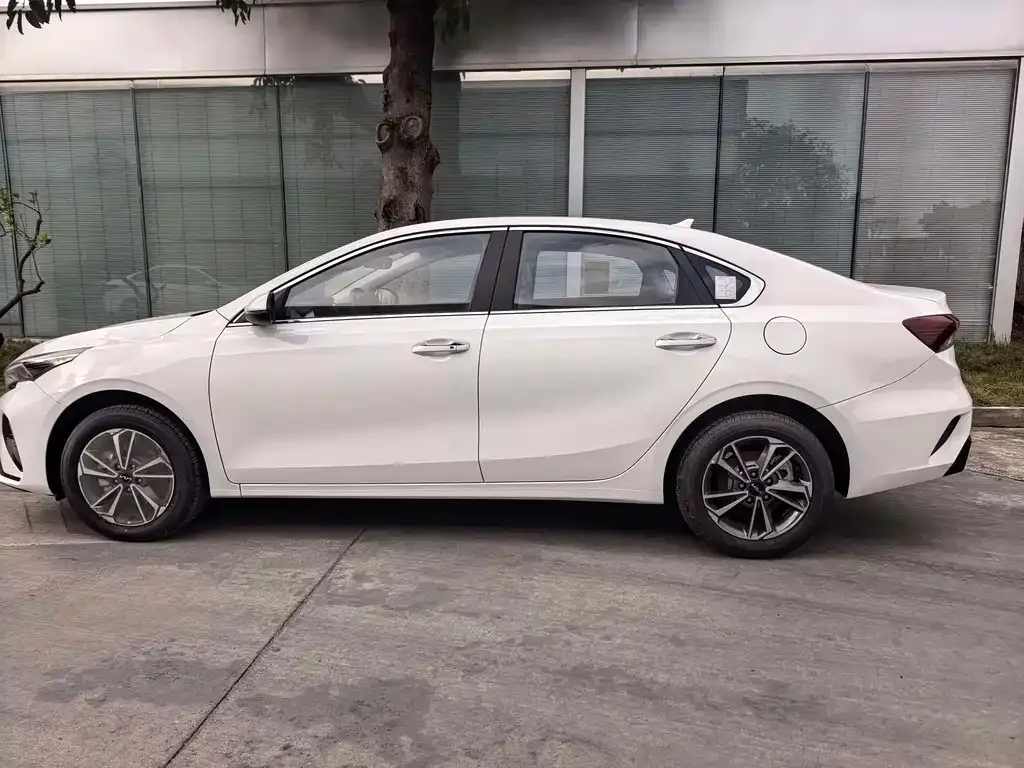 Kia K3 2025 из CN, фото 7