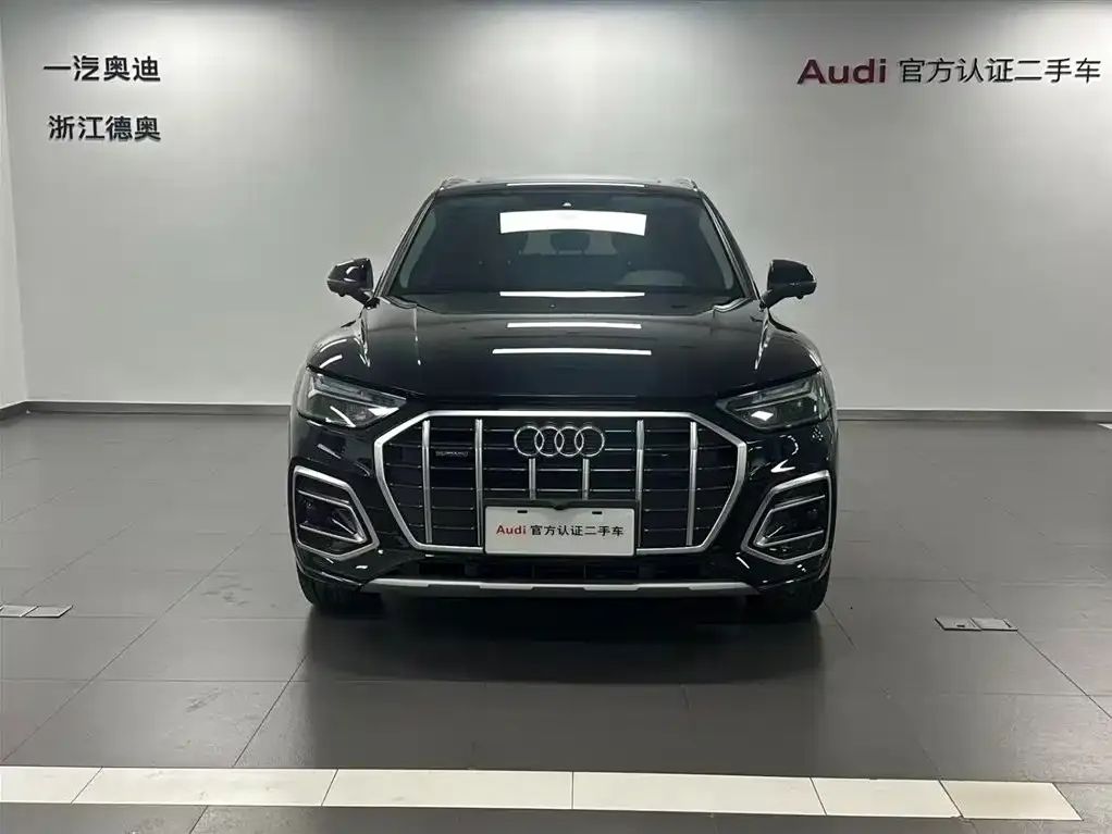 Audi Q5L 2022 из CN, фото 2