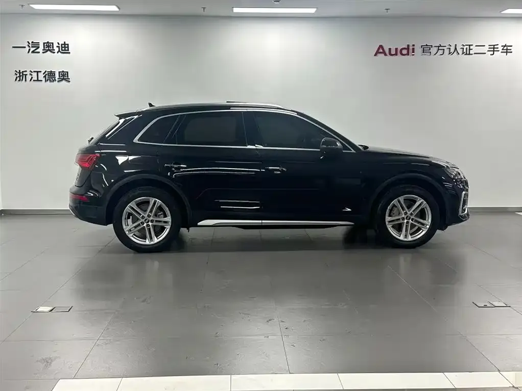 Audi Q5L 2022 из CN, фото 3