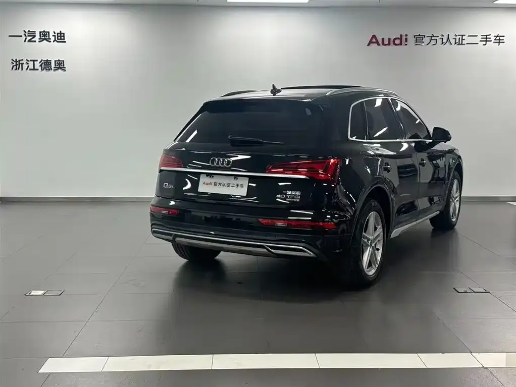 Audi Q5L 2022 из CN, фото 4