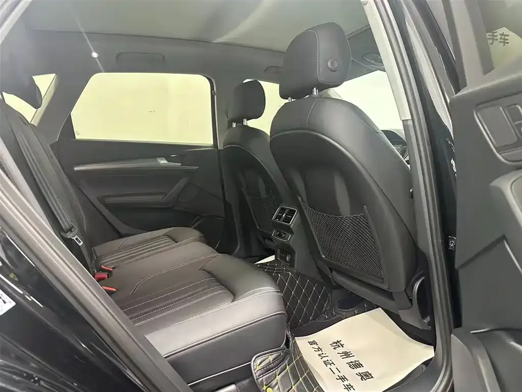 Audi Q5L 2022 из CN, фото 9
