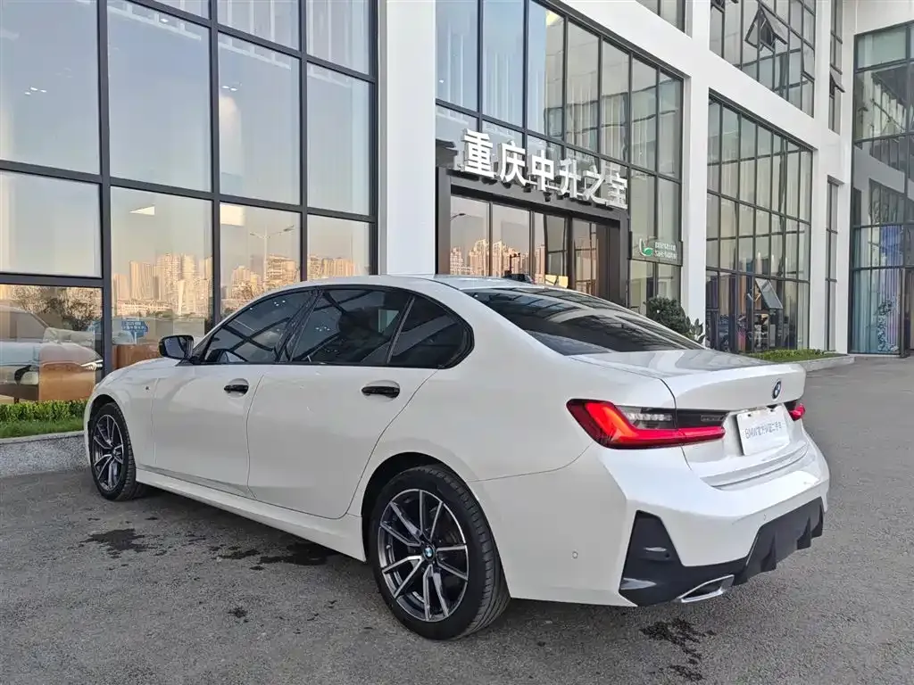 BMW 3 Series 2023 из CN, фото 10