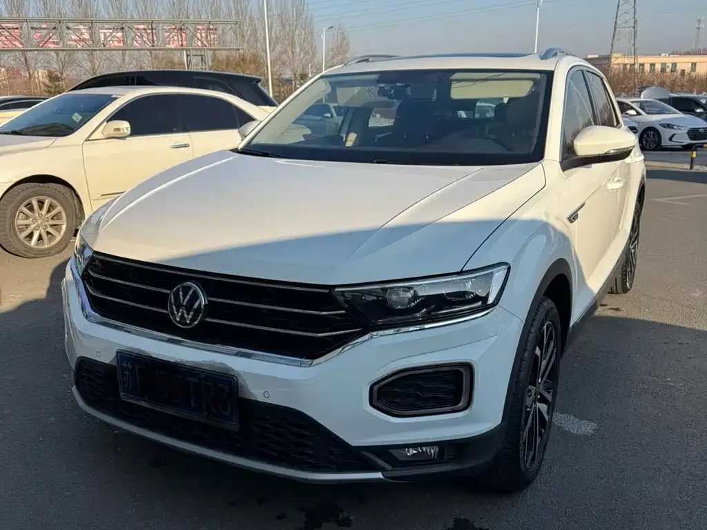 Volkswagen T-Roc 2022 из CN, фото 1