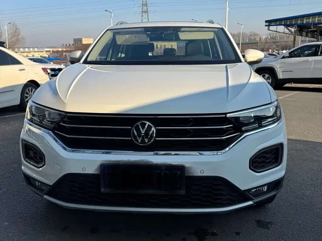 Volkswagen T-Roc 2022 из CN, фото 2