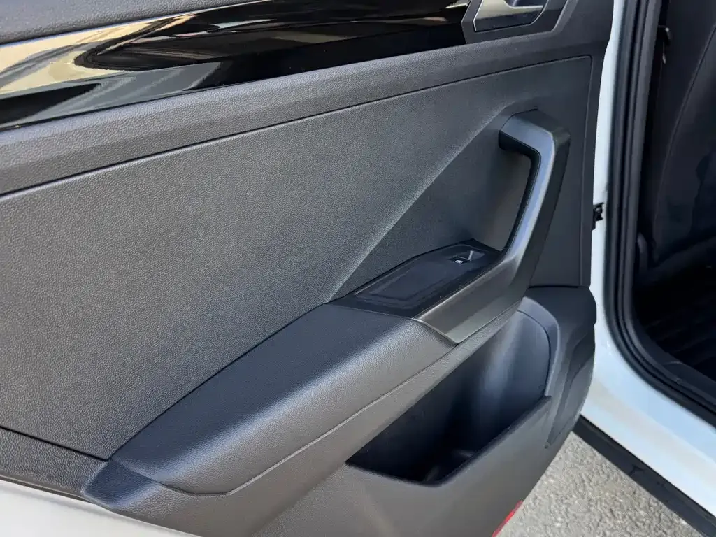 Volkswagen T-Roc 2022 из CN, фото 7